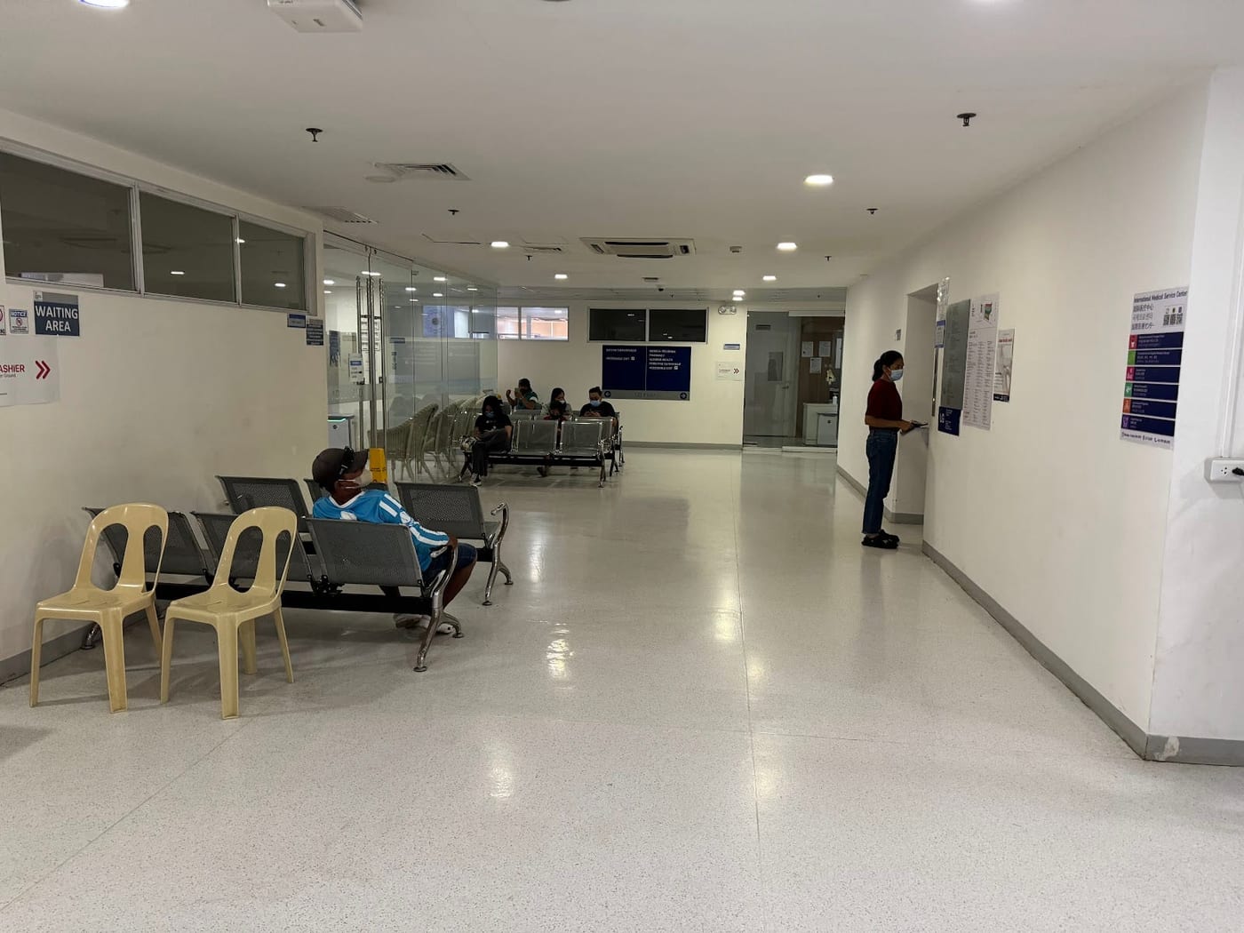 MactanMed（Mactan Optimal Medical Center／旧ARC Hospital）の外観